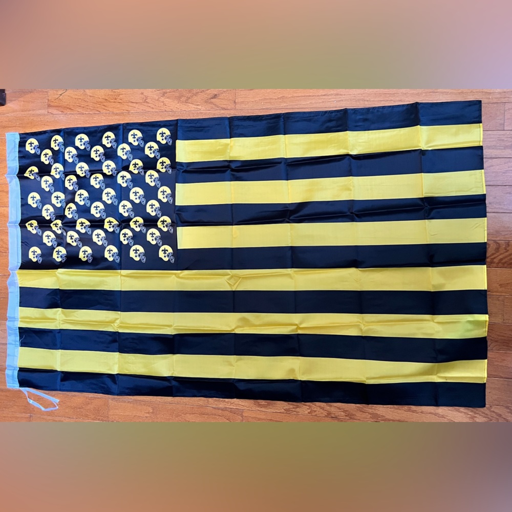 New Orleans Saints novelty flag football